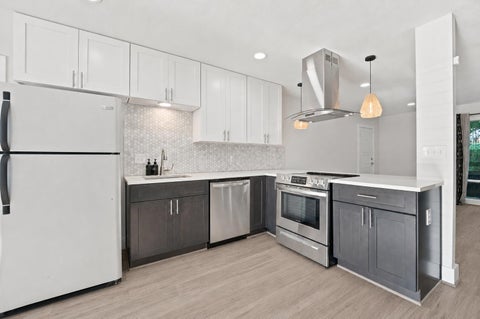 Photo of 5332 Balcones DR #B, Austin, TX 78731 (MLS # 4414495)
