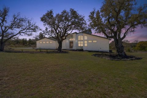 143 Split Cedar CV Driftwood TX 78619