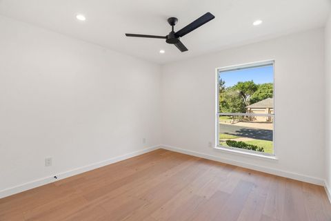 Tiny photo for 5609 Barker Ridge DR, Austin, TX 78759 (MLS # 2845417)