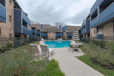 Tiny photo for 2500 Burleson RD #601, Austin, TX 78741 (MLS # 2108691)