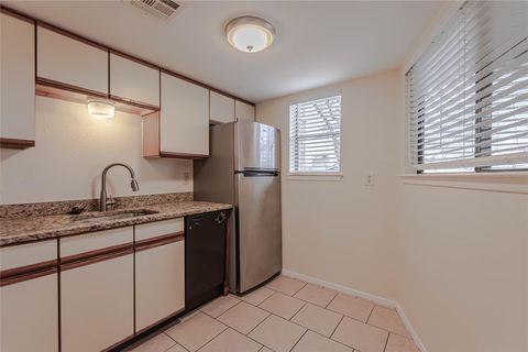 Tiny photo for 2500 Burleson RD #601, Austin, TX 78741 (MLS # 2108691)