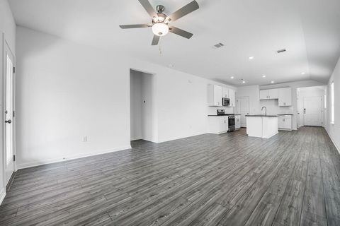 Tiny photo for 14217 Matterod DR, Del Valle, TX 78617 (MLS # 8482587)