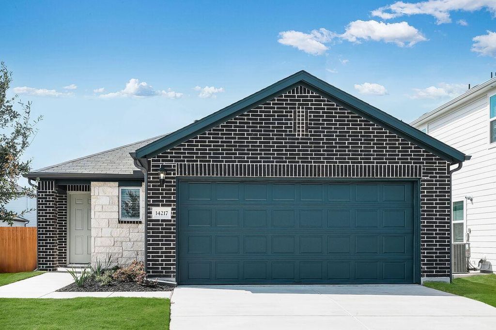 Photo for 14217 Matterod DR, Del Valle, TX 78617 (MLS # 8482587)