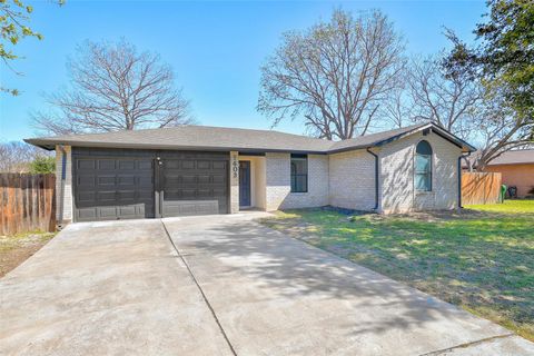 Photo of 1403 Greenfield DR, Round Rock, TX 78664 (MLS # 4366974)