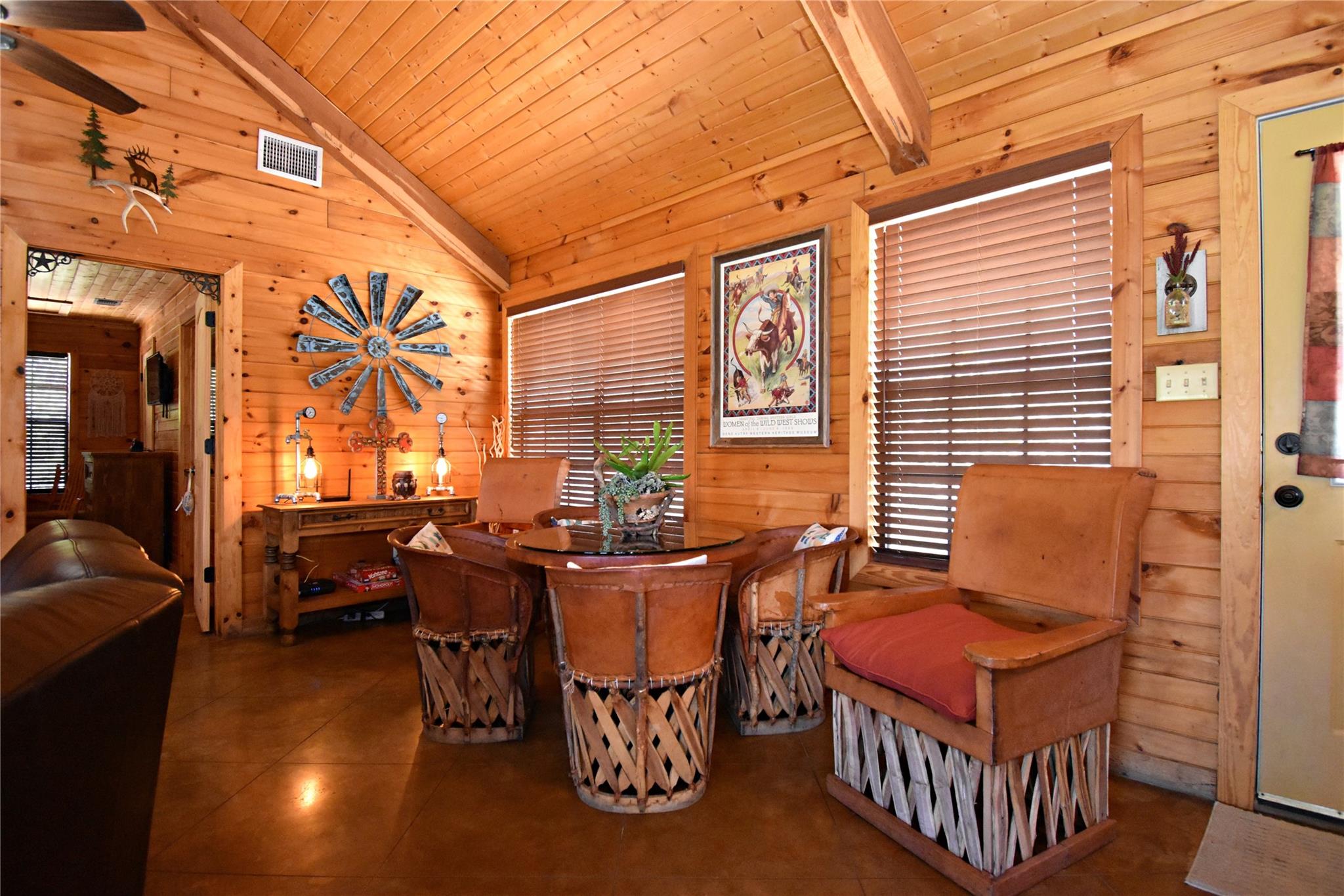 416 Canyon Oaks DR