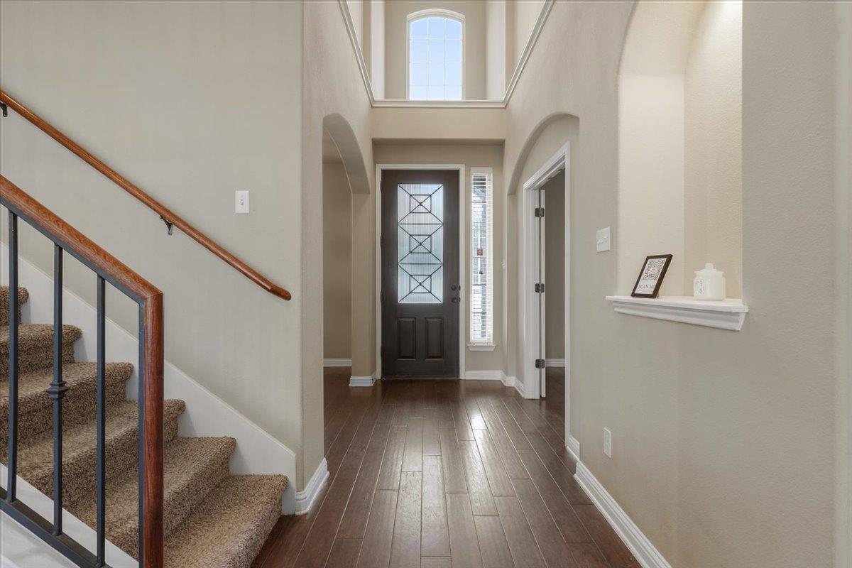 401 Spanish Mustang DR