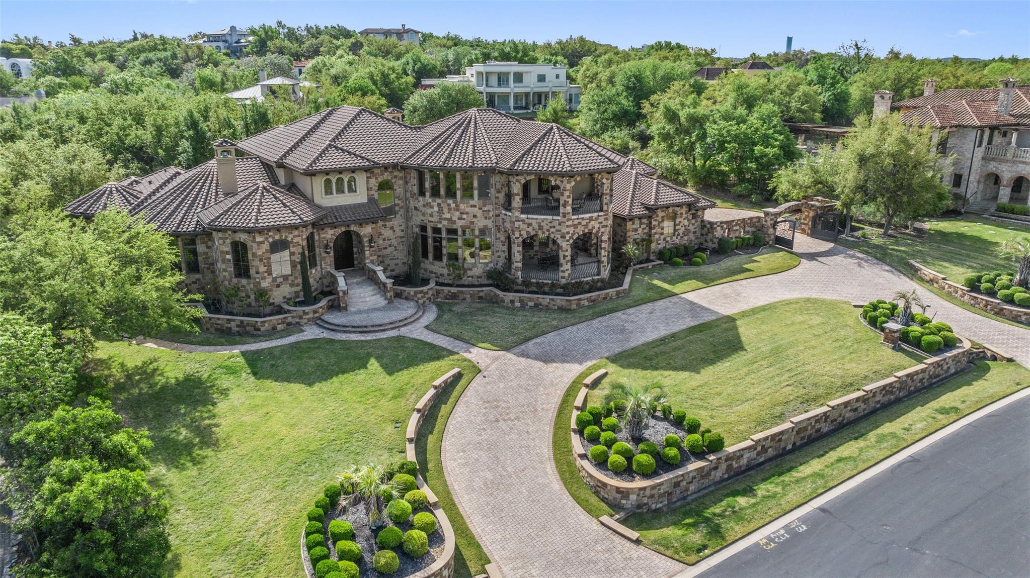 210 Costa Bella DR

                                                                             Austin                                

                                    , TX - $5,250,000