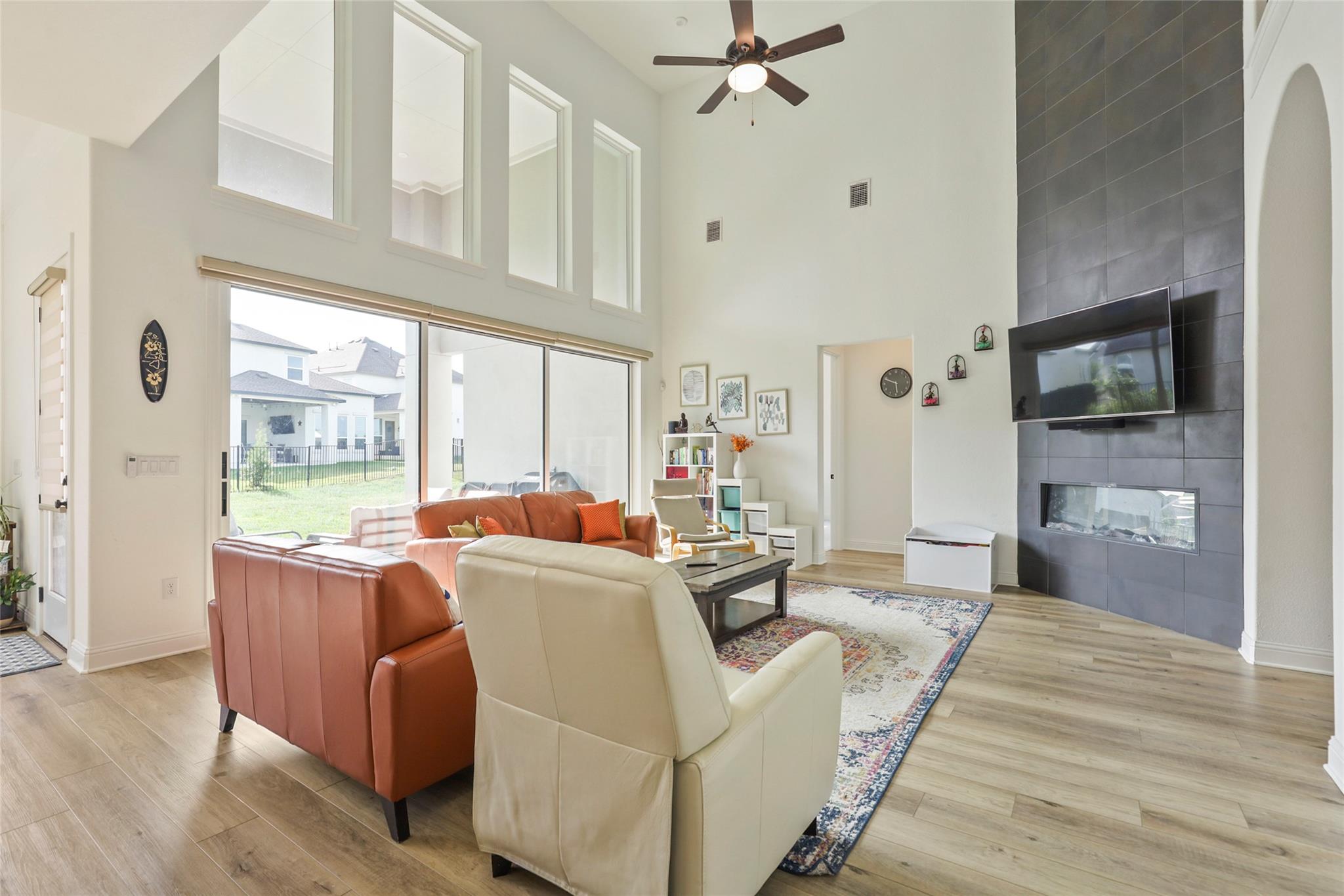 933 Trevi Fontana DR