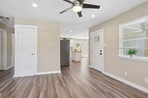 Tiny photo for 4906 Eastdale DR E, Austin, TX 78723 (MLS # 6336975)
