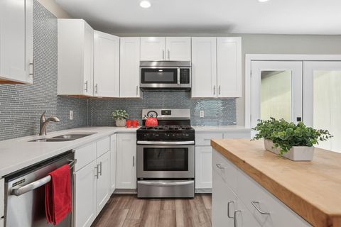 Photo of 4906 Eastdale DR E, Austin, TX 78723 (MLS # 6336975)