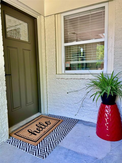 Tiny photo for 4906 Eastdale DR E, Austin, TX 78723 (MLS # 6336975)