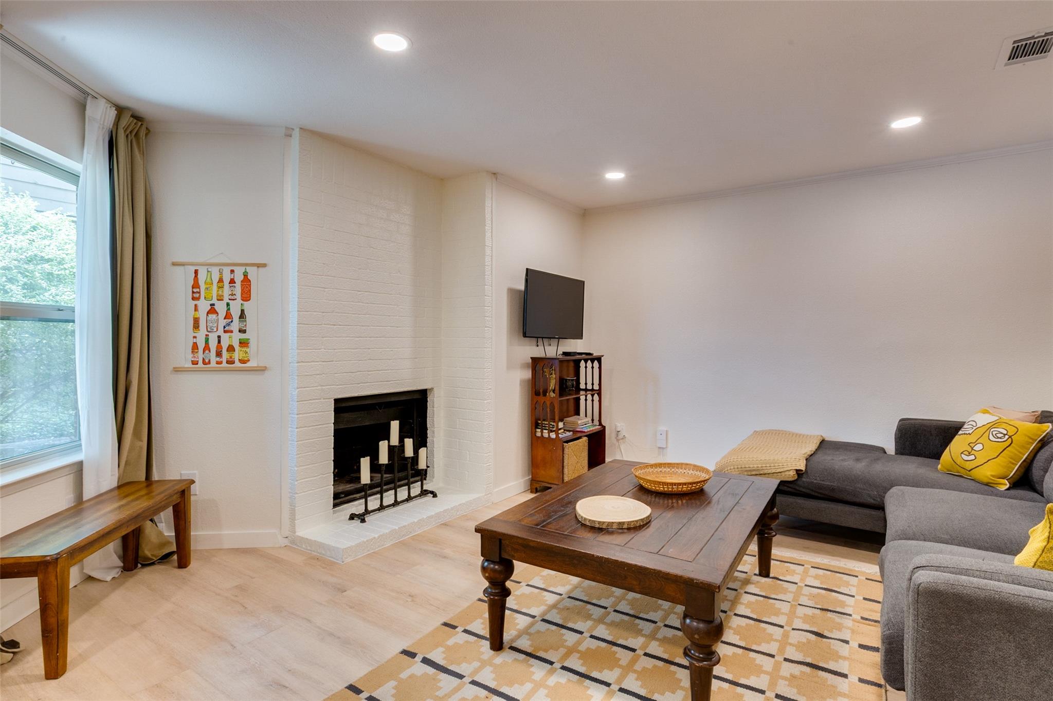 5608 Cougar DR 117