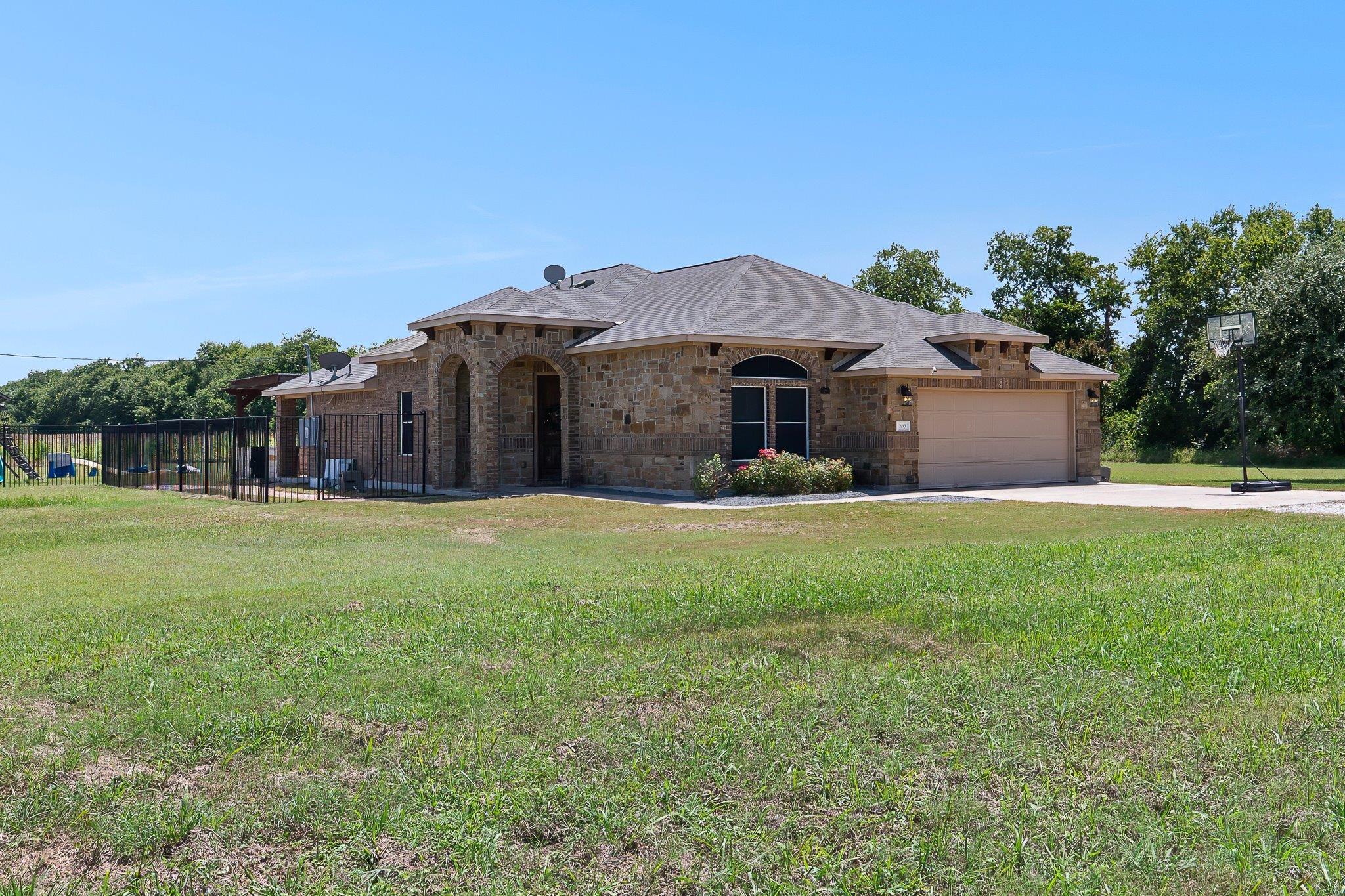 200 County Road 453 RD