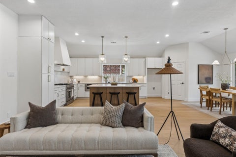 Tiny photo for 11205 Readvill LN, Austin, TX 78739 (MLS # 9539218)