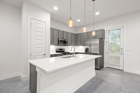 Tiny photo for 8922 Menchaca RD #701, Austin, TX 78748 (MLS # 1082102)
