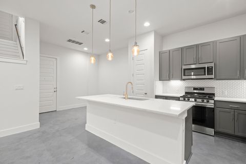Tiny photo for 8922 Menchaca RD #701, Austin, TX 78748 (MLS # 1082102)