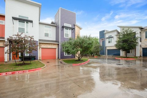 Photo of 8922 Menchaca RD #701, Austin, TX 78748 (MLS # 1082102)