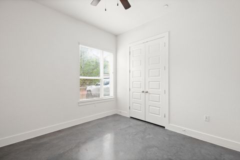 Tiny photo for 8922 Menchaca RD #701, Austin, TX 78748 (MLS # 1082102)