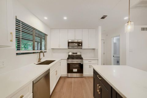 Tiny photo for 1706 Gatlinburg DR, Pflugerville, TX 78660 (MLS # 3910997)