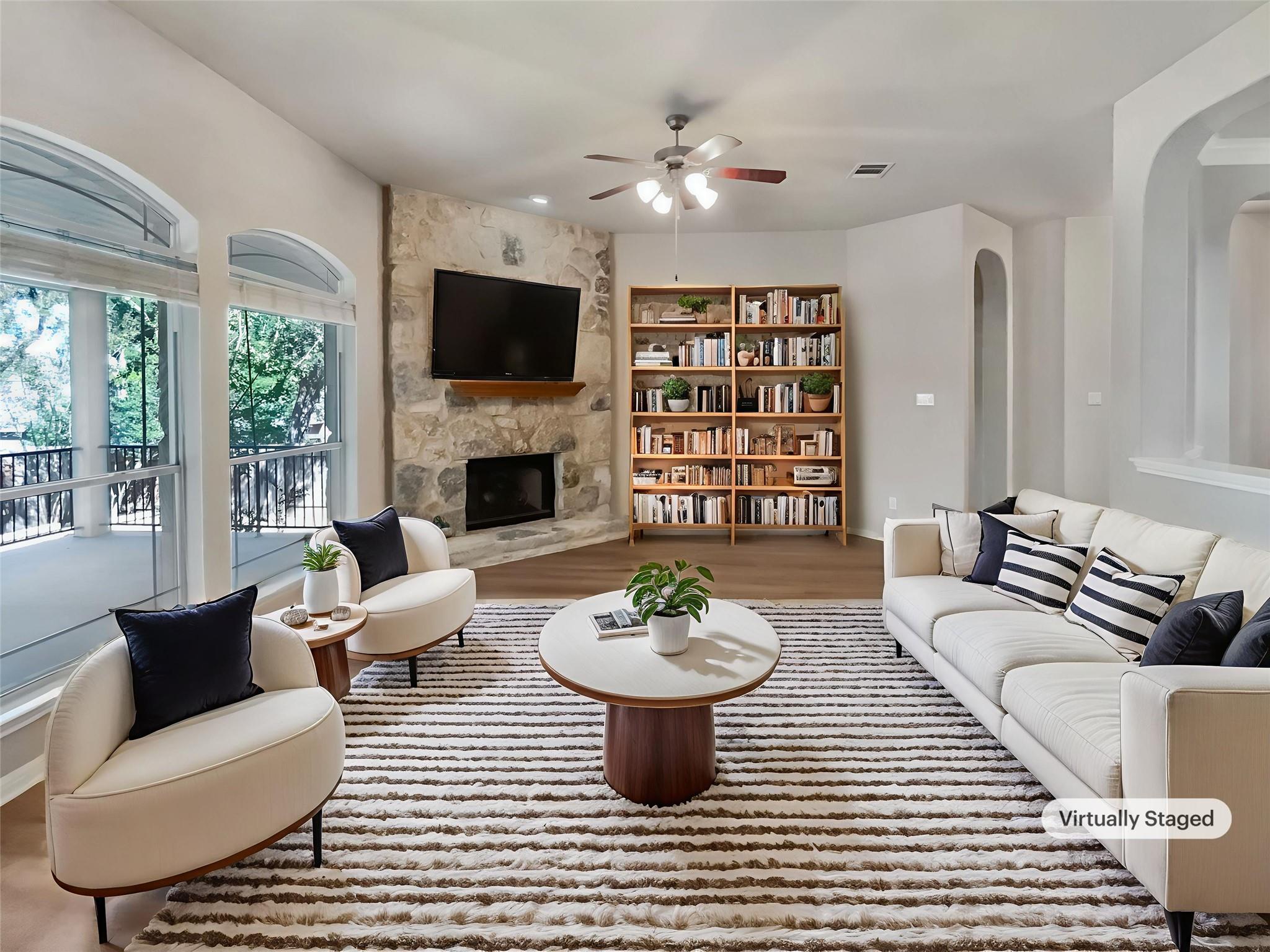 1517 Silver Oak TRL
