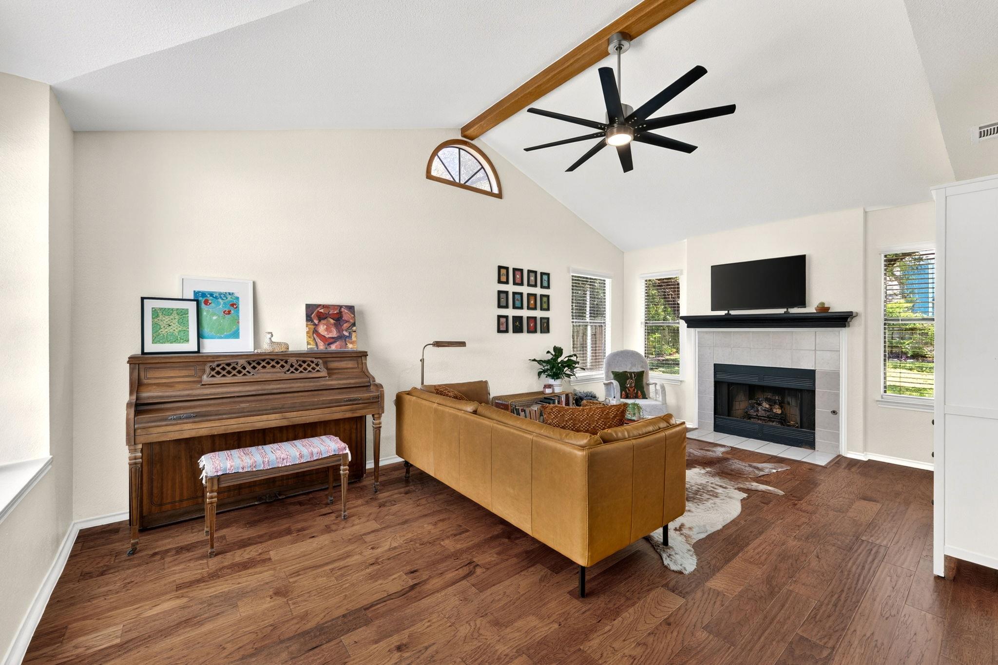 1407 Black Cherry DR