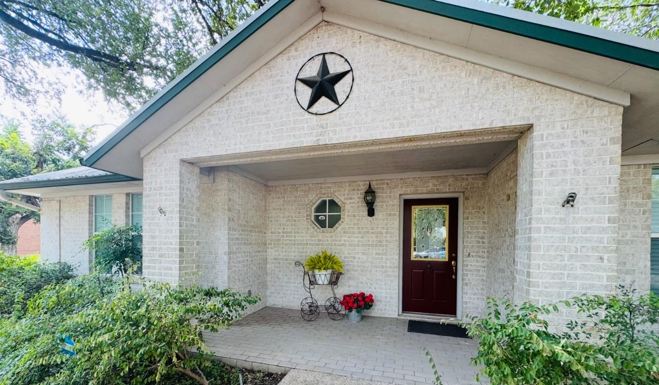 608 Mogonye LN