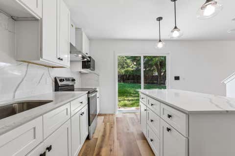 Tiny photo for 4504 Lyra CIR, Austin, TX 78744 (MLS # 4255398)