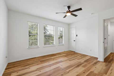 Tiny photo for 4504 Lyra CIR, Austin, TX 78744 (MLS # 4255398)