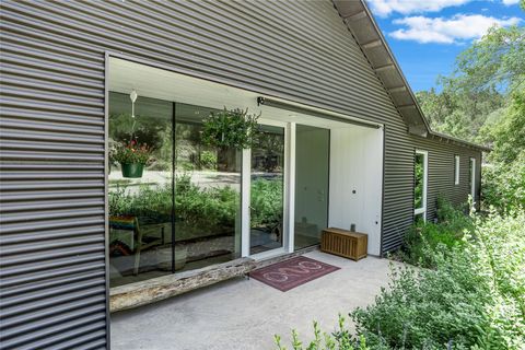 300 Summer Hills DR Wimberley TX 78676