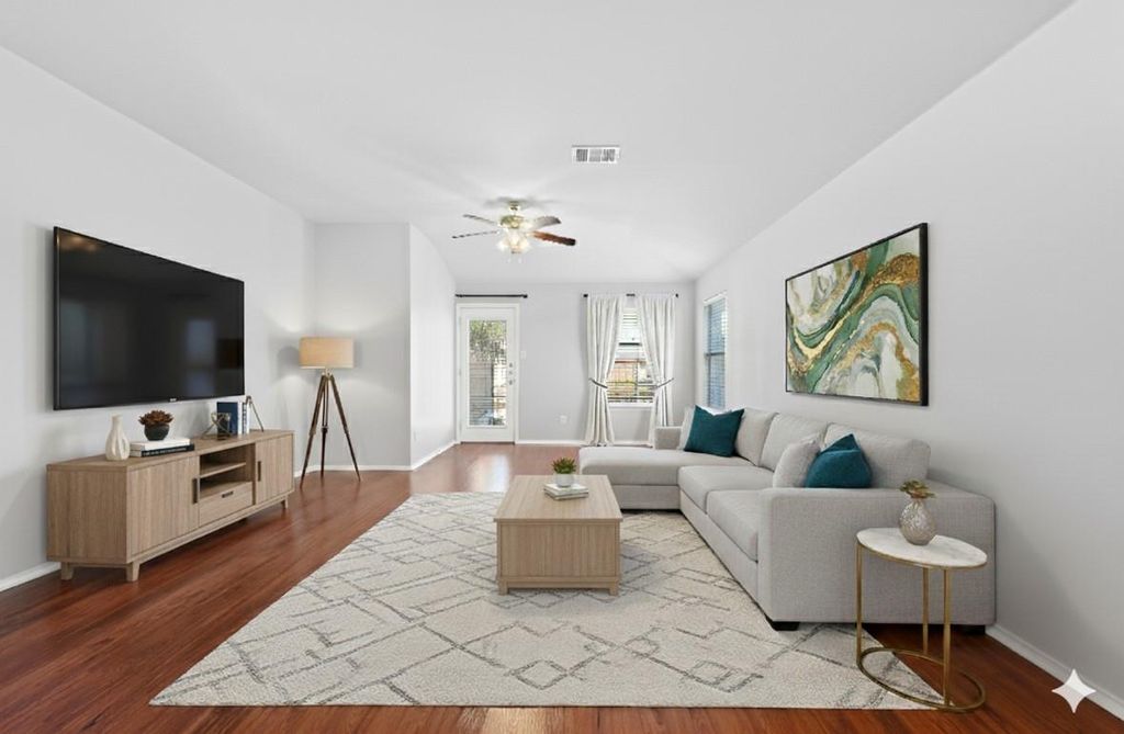 Photo of 267 Waterloo DR, Kyle, TX 78640 (MLS # 3000048)