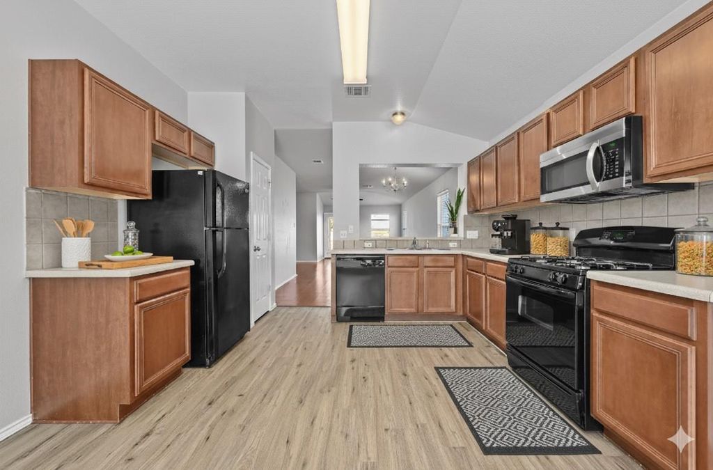 Photo of 267 Waterloo DR, Kyle, TX 78640 (MLS # 3000048)