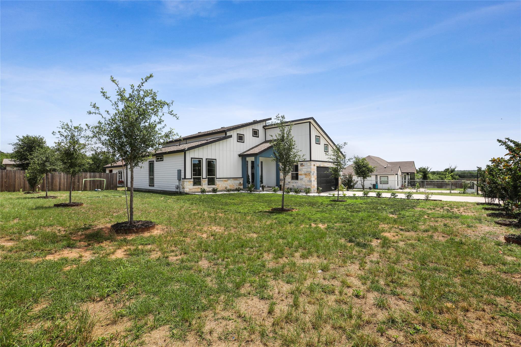 287 La Fortuna DR