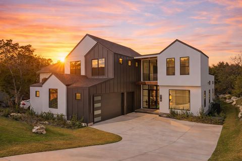 Photo of 419 Hazeltine DR, Lakeway, TX 78734 (MLS # 3320213)