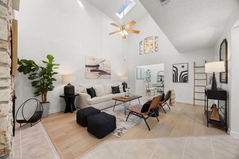 8518 Fathom CIR 107 Austin TX 78750