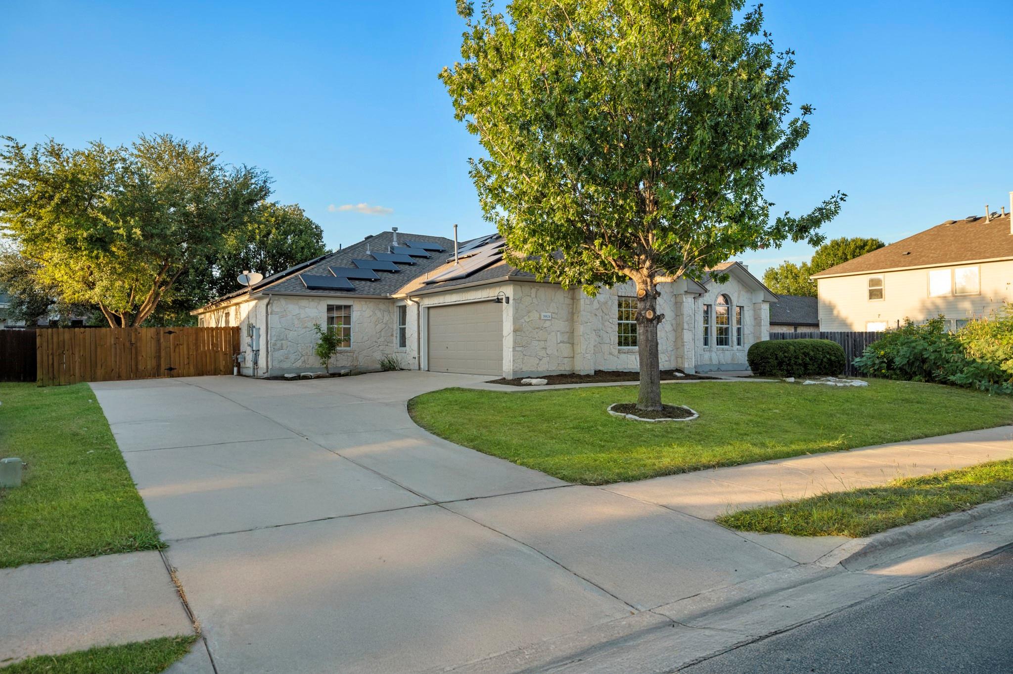 18824 Huntingtower Castle BLVD