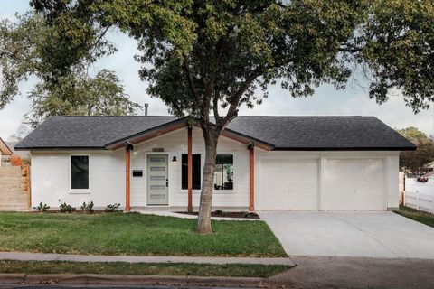 Photo of 10100 Quail Hutch DR, Austin, TX 78758 (MLS # 6446754)