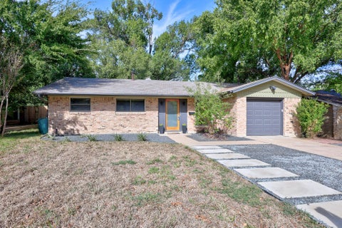 Tiny photo for 2704 Nottingham LN, Austin, TX 78704 (MLS # 4824071)