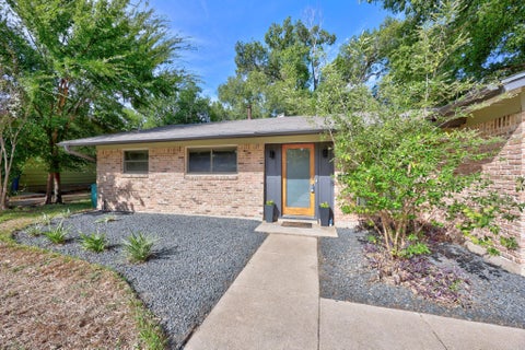Tiny photo for 2704 Nottingham LN, Austin, TX 78704 (MLS # 4824071)