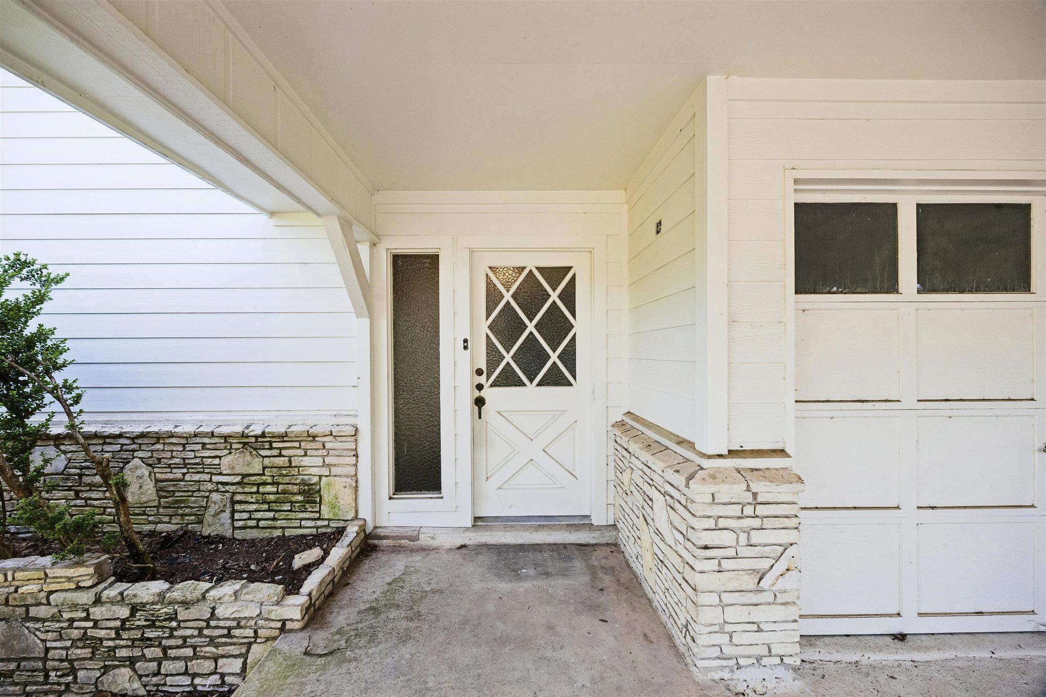 155 Mary Ann DR