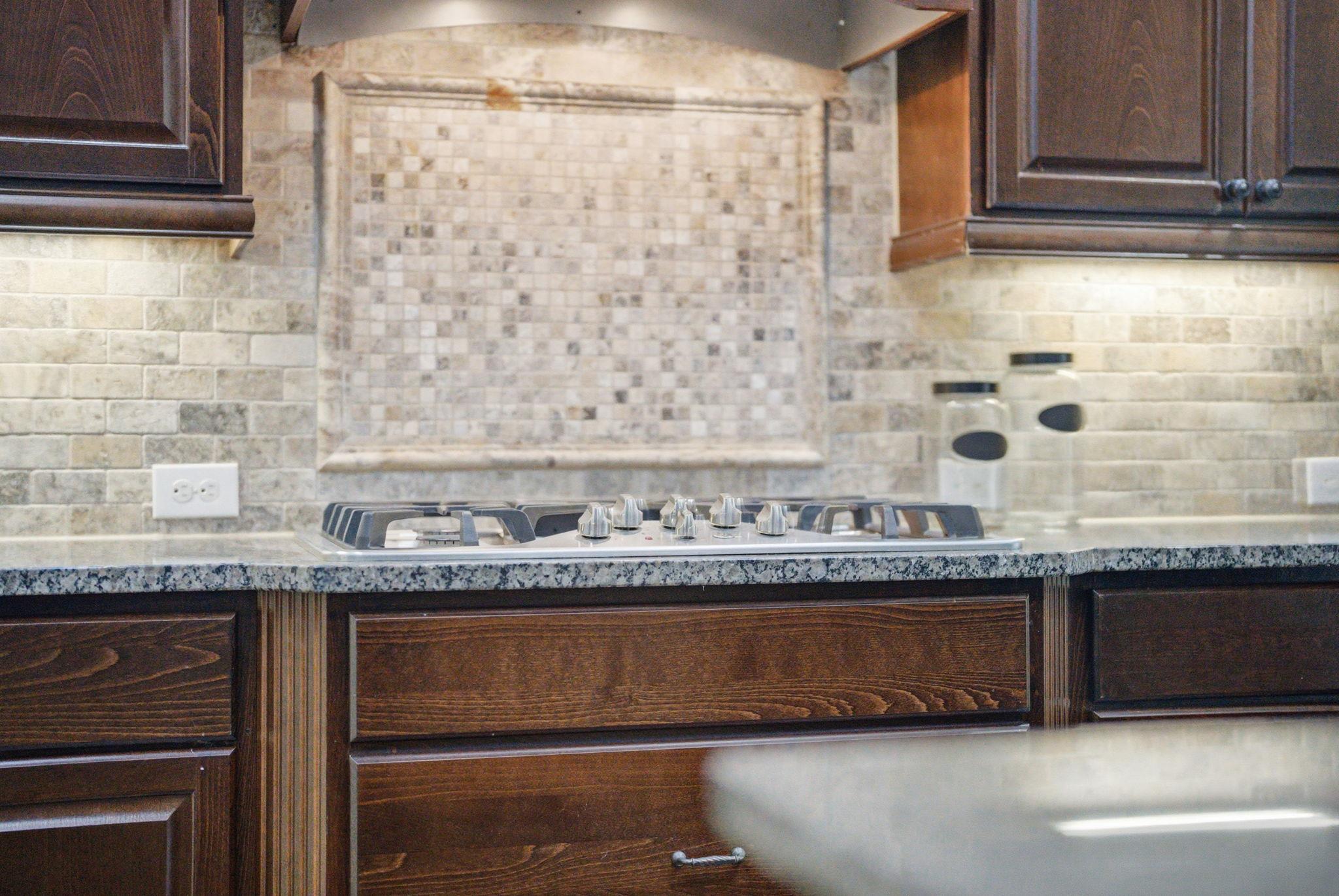 728 Deer Run Way WAY