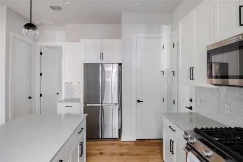 Tiny photo for 1401 Holly ST #A, Austin, TX 78702 (MLS # 5724556)