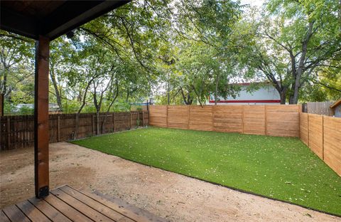 Tiny photo for 2515 Gonzales ST, Austin, TX 78702 (MLS # 7455767)
