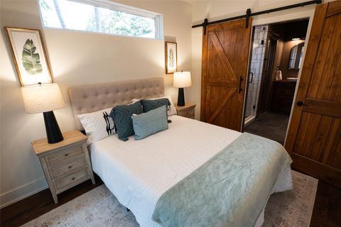 Tiny photo for 2515 Gonzales ST, Austin, TX 78702 (MLS # 7455767)