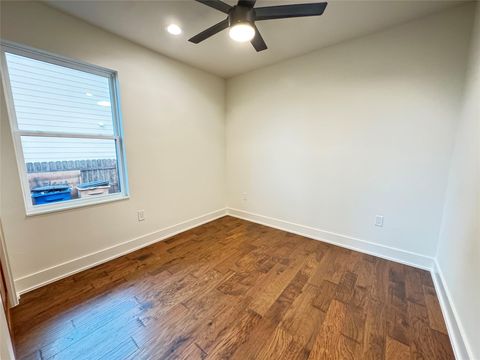 Tiny photo for 2515 Gonzales ST, Austin, TX 78702 (MLS # 7455767)
