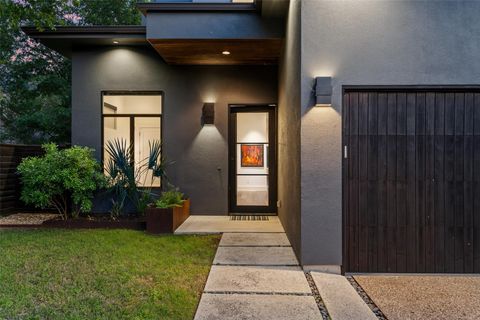 1207 E 13th ST Austin TX 78702