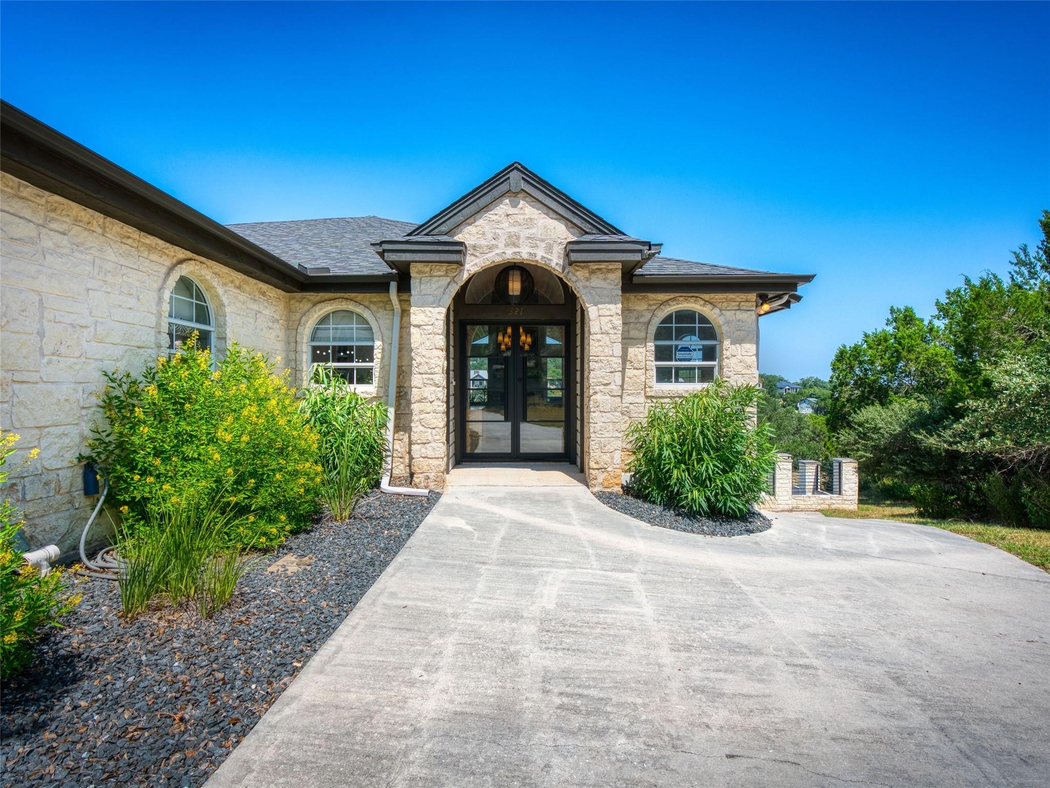 321 Village View DR