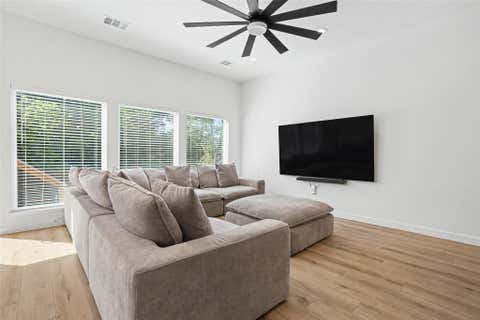 Tiny photo for 10903 Elm ST, Jonestown, TX 78645 (MLS # 6426545)