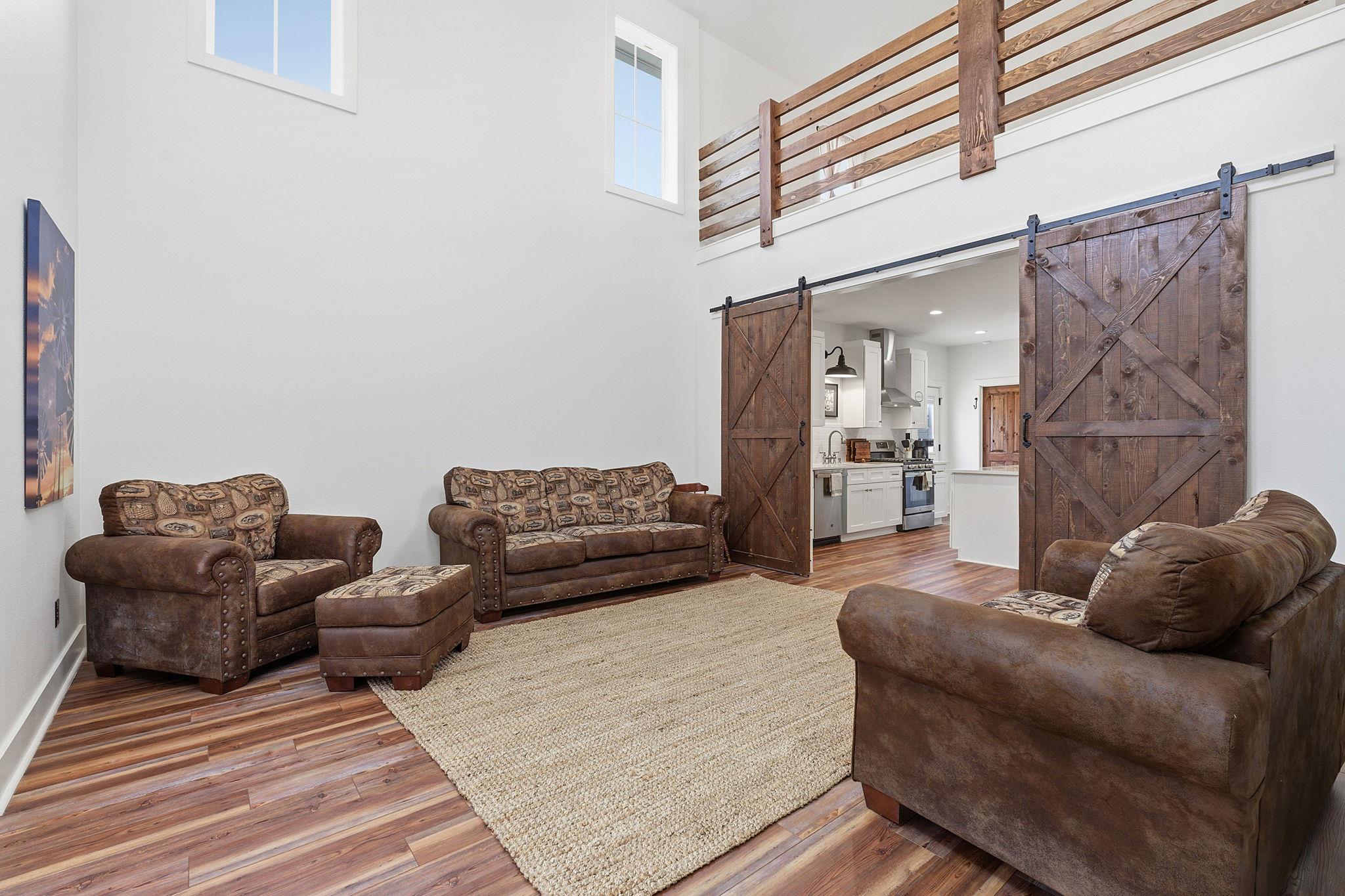 1006 Frost Ave