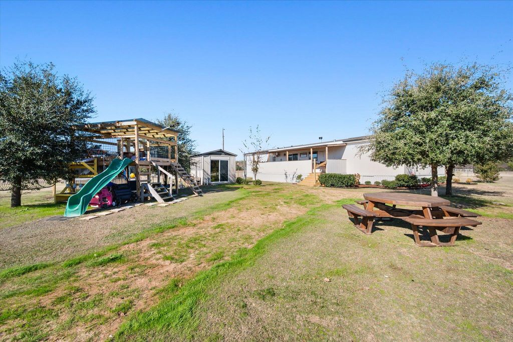 Photo of 16849 Fm 639 RD E, Dawson, TX 76679 (MLS # 7392967)