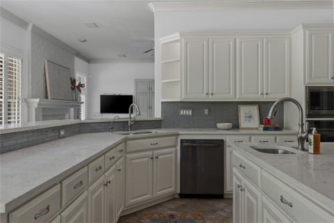 Tiny photo for 109 Wood TRL, West Lake Hills, TX 78746 (MLS # 7637402)